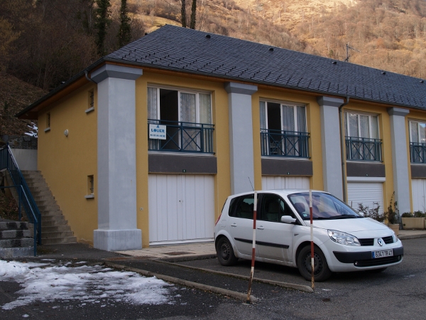 particulier-loue-appartement-6-personnes-proche-station-de-ski-location-proche-commerces-location-pyrenees-info